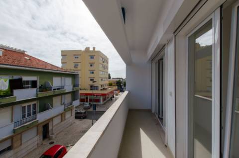 T2 remodelado em Linda-a-Velha