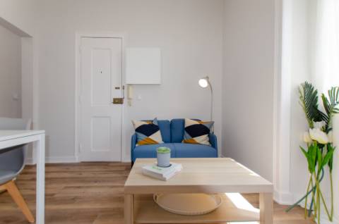Apartamento T1 no centro da Ajuda