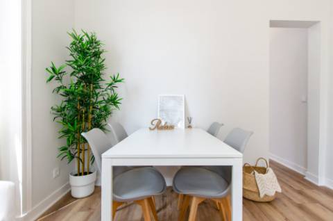 Apartamento T1 no centro da Ajuda