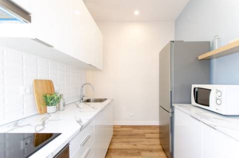 Apartamento T1 no centro da Ajuda