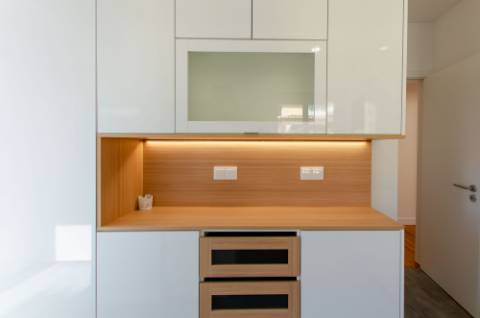 T3 renovado e com logradouro na Portela de Sintra
