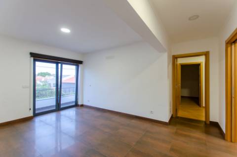 T3 renovado, como novo, próximo da CUF de São Domingos de Rana