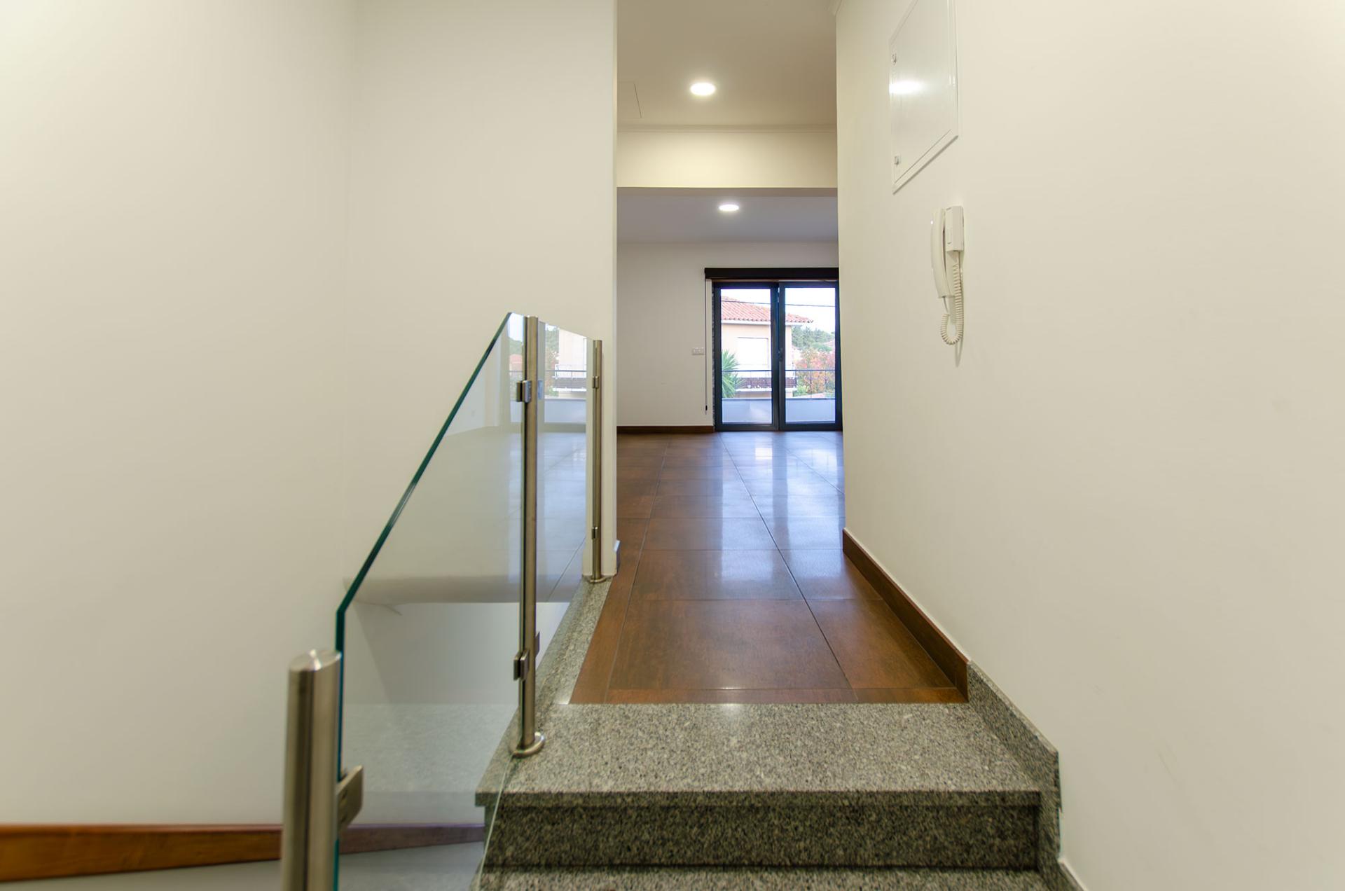 T3 renovado, como novo, próximo da CUF de São Domingos de Rana