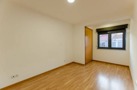 T3 renovado, como novo, próximo da CUF de São Domingos de Rana