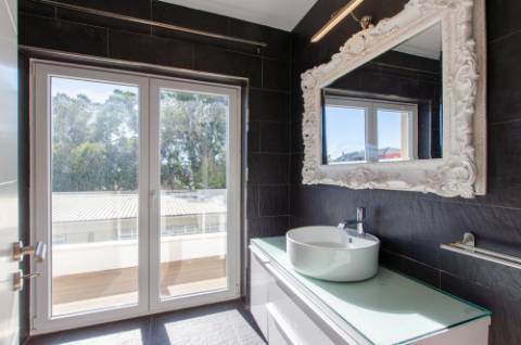 Moradia T4 + 1 em Tercena