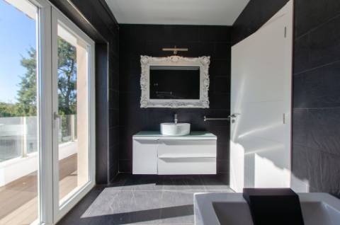 Moradia T4 + 1 em Tercena