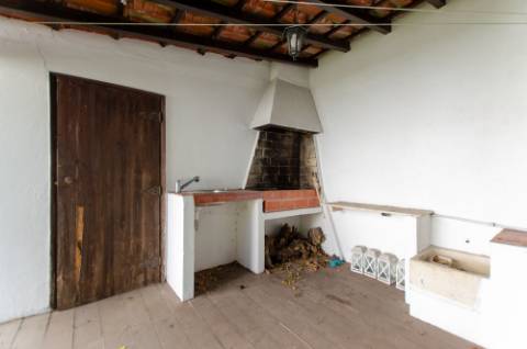 Moradia T4 + 1 em Tercena