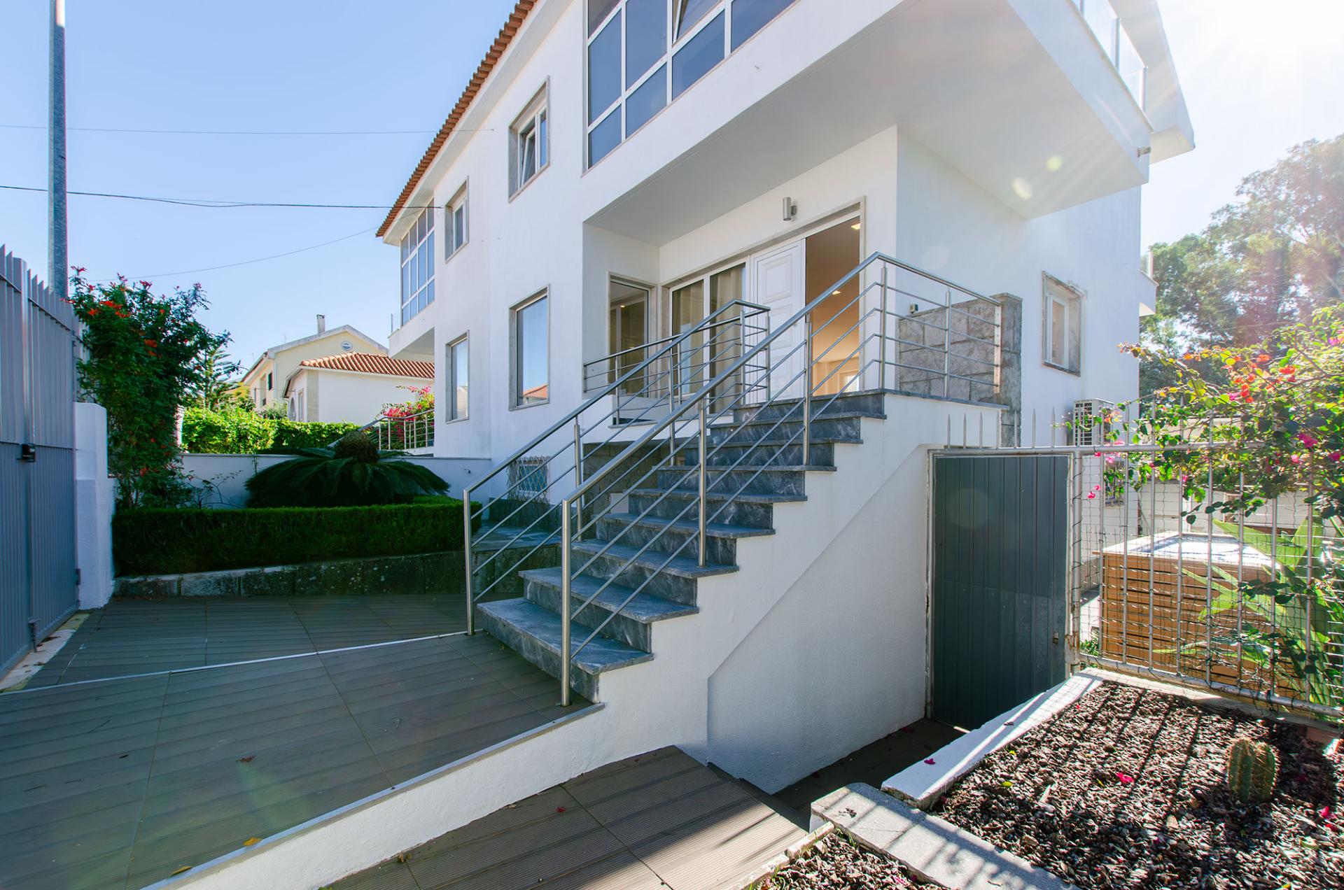 Moradia T4 + 1 em Tercena