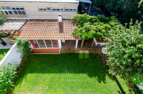 Moradia T4 + 1 em Tercena