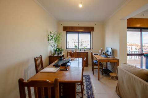 T2 extremamente bem cuidado com vistas desafogadas