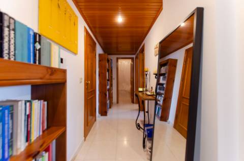 T2 extremamente bem cuidado com vistas desafogadas