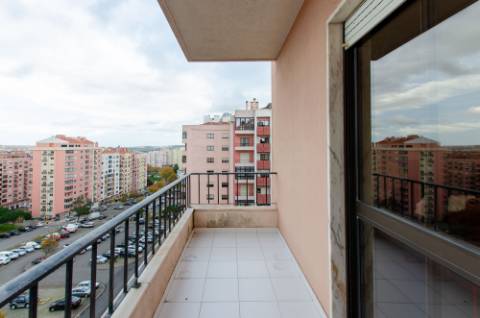 T2 extremamente bem cuidado com vistas desafogadas