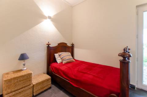 Quinta de 3 Hectares com 3 Moradias a 1h de Lisboa