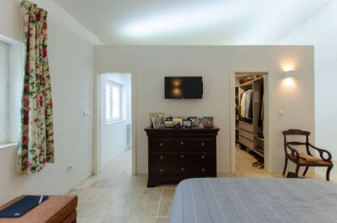 Quinta de 3 Hectares com 3 Moradias a 1h de Lisboa