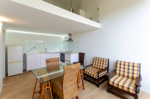 Quinta de 3 Hectares com 3 Moradias a 1h de Lisboa