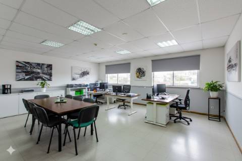 Oficina em funcionamento e licenciada para TRESPASSE