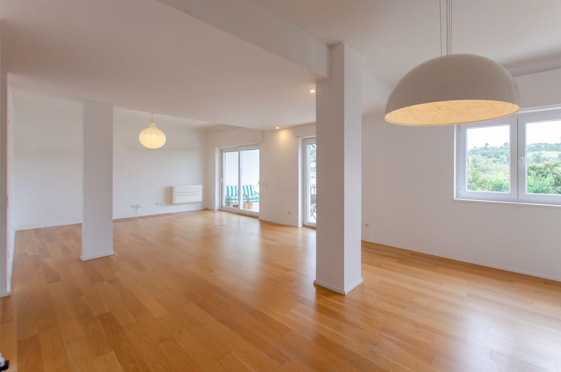 T3 com varanda próximo do centro de Caxias