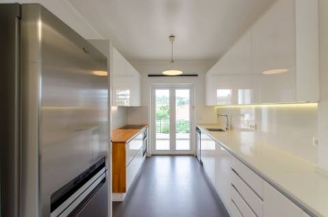 T3 com varanda próximo do centro de Caxias