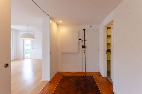 T3 com varanda próximo do centro de Caxias