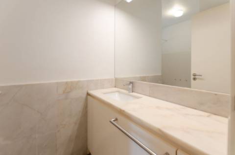 T3 com varanda próximo do centro de Caxias