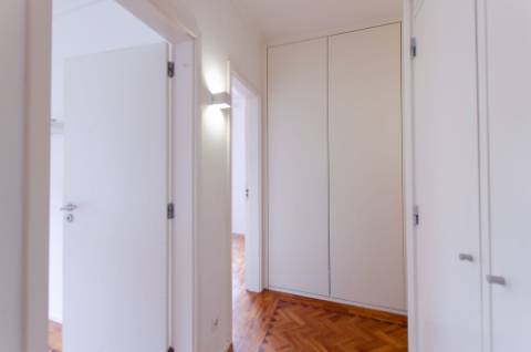 T3 com varanda próximo do centro de Caxias