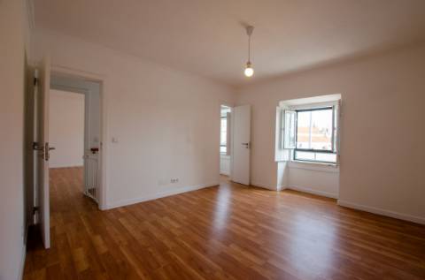 T2 no centro de Porto Salvo