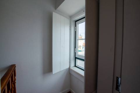 T2 no centro de Porto Salvo