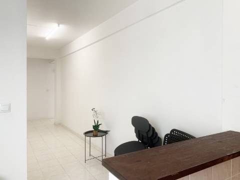 Escritorios/salas na Pontinha