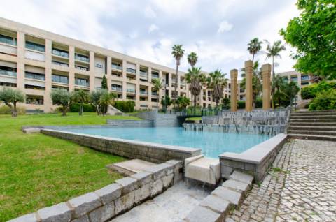 T3 no Luxuoso condomínio Villa Restelo
