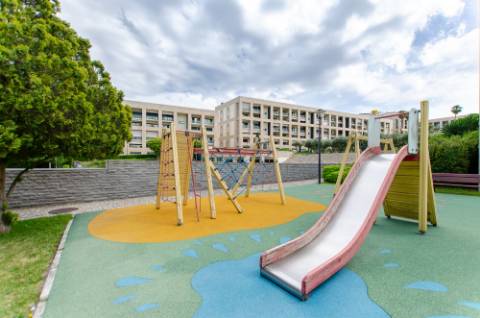 T3 no Luxuoso condomínio Villa Restelo