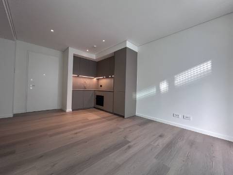 Exclusividade contemporânea à beira do Tejo