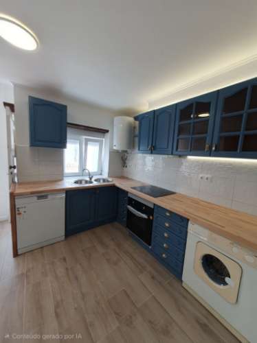 Moradia duplex totalmente reabilitada