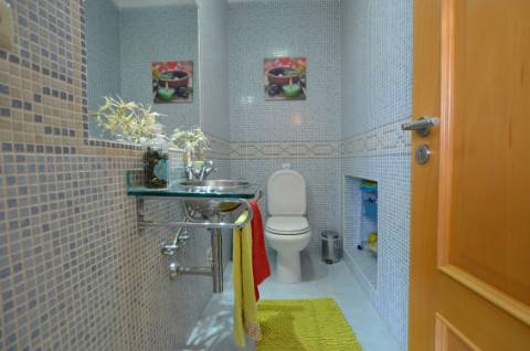 Moradia T4+2 com piscina na Urb. Lombas (São Domingos de Rana)