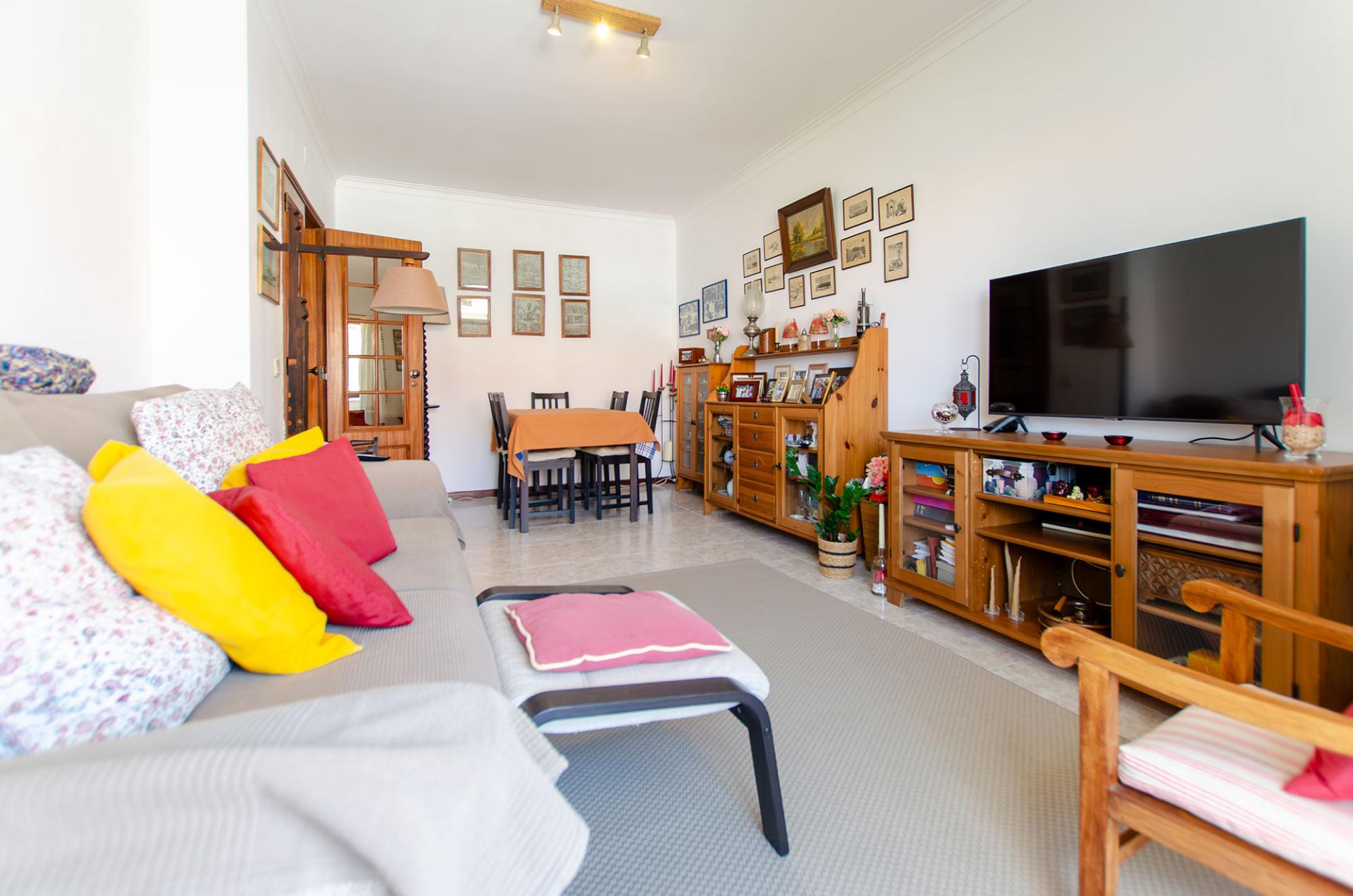 Duplex em S. Pedro do Estoril, com vista de mar