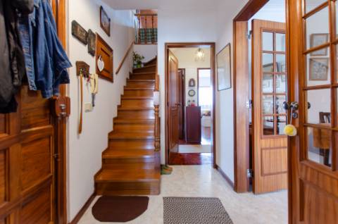 Duplex em S. Pedro do Estoril, com vista de mar