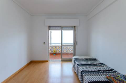 T3 remodelado na Medrosa, Oeiras