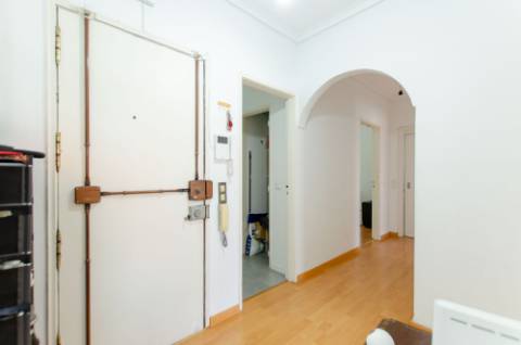 T3 remodelado na Medrosa, Oeiras
