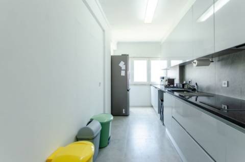 T3 remodelado na Medrosa, Oeiras