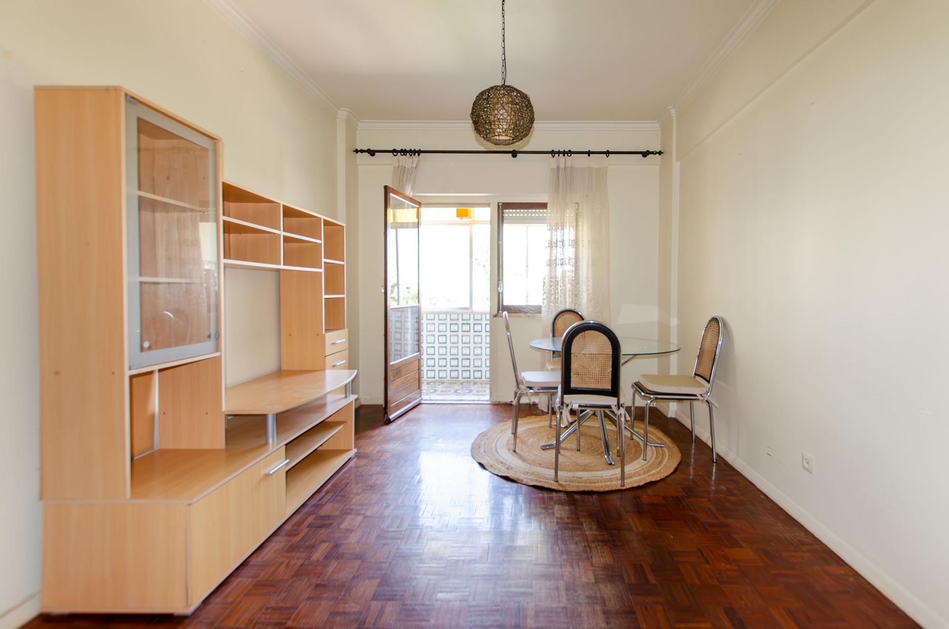 Apartamento T1 na Figueirinha