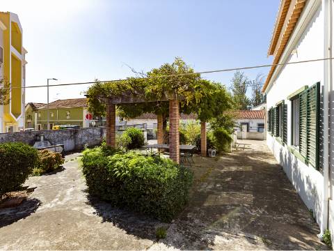 Propriedade de 70 200 m² em Alenquer Potencial de Construção até 17 000 m²
