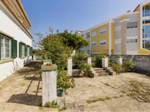 Propriedade de 70 200 m² em Alenquer Potencial de Construção até 17 000 m²
