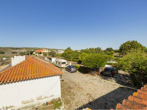 Propriedade de 70 200 m² em Alenquer Potencial de Construção até 17 000 m²
