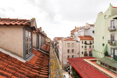 Prédio com 1141 m2 e 3 lojas no Príncipe Real