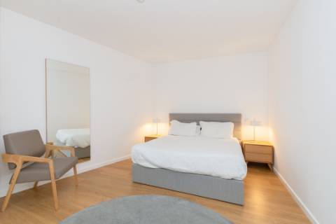 Apartamento T1+1 com vista mar - Sesimbra