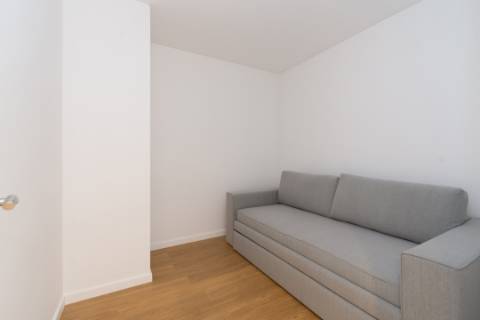 Apartamento T1+1 com vista mar - Sesimbra