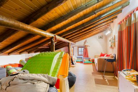 Quinta de 10 Hectares com duas Moradias!