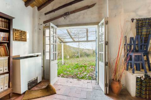 Quinta de 10 Hectares com duas Moradias!