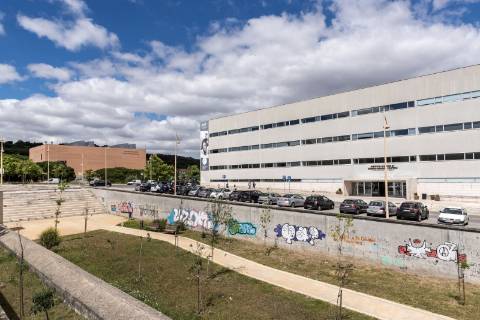 Terreno na Ajuda com 2000 m2, junto ao Polo Universitário da Ajuda