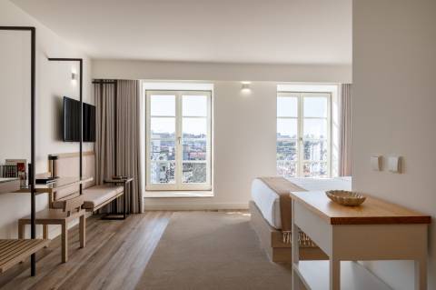 PALÁCIO DE FERVENÇA - OPORTUNIDADE DE INVESTIMENTO NO PORTO