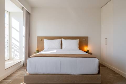 PALÁCIO DE FERVENÇA - OPORTUNIDADE DE INVESTIMENTO NO PORTO